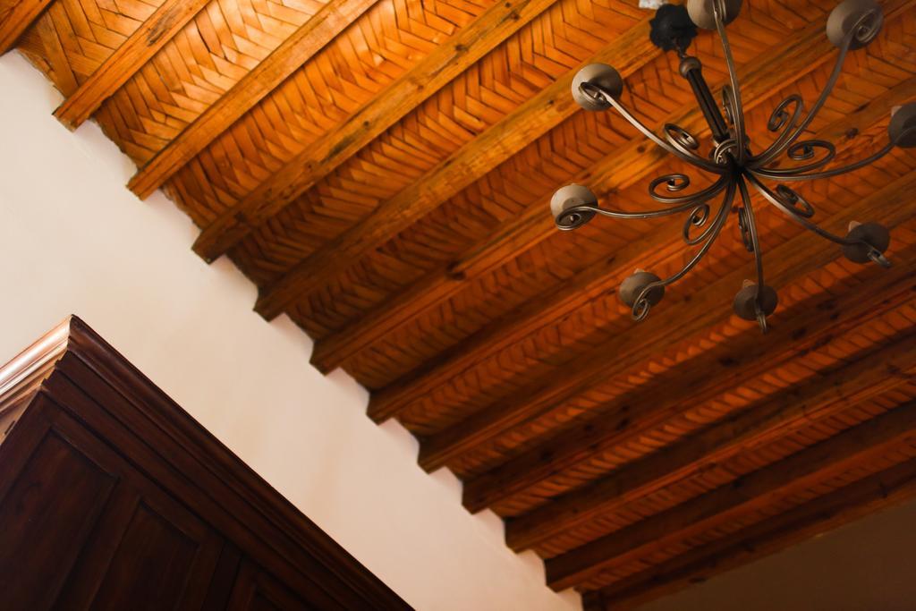 לינה וארוחת בוקר סאן מיגל דה אלנדה Casa Correo מראה חיצוני תמונה